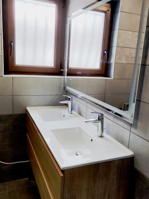 Gite Papillon 6 A14 Personnes - Jacuzzi Gérardmer Eksteriør billede