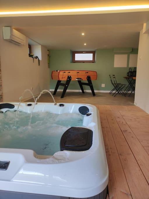 Gite Papillon 6 A14 Personnes - Jacuzzi Gérardmer Eksteriør billede